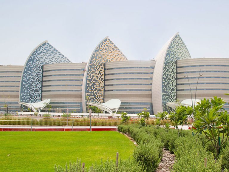 Sidra Medicine partnered with GORD for energy audits to optimize efficiency and meet sustainability goals.