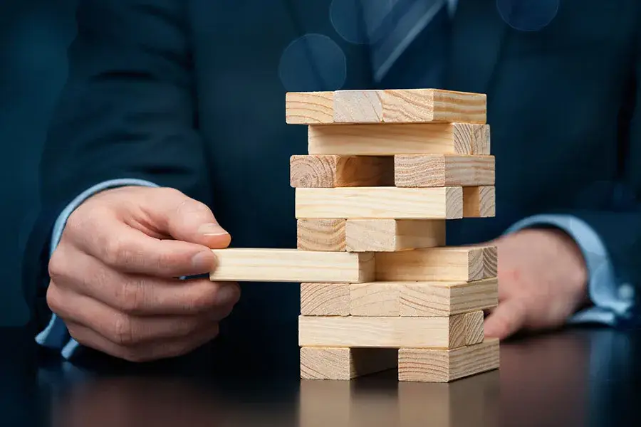 Stay compliant and minimize risks with GORD Advisory’s expert strategies, helping businesses in Qatar meet regulatory requirements.